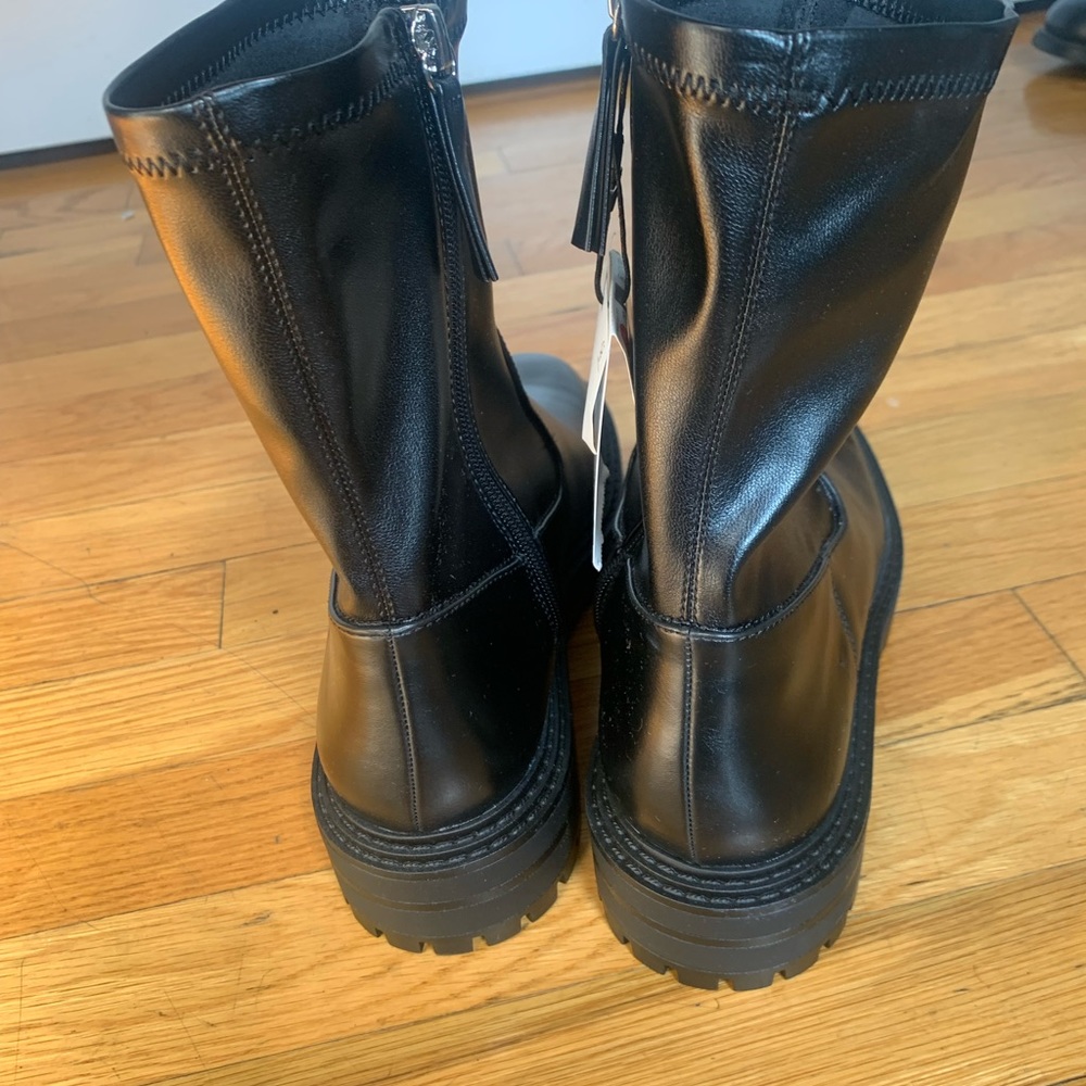 Zara women’s black lug sole low heel ankle boots - Picture 6 of 7
